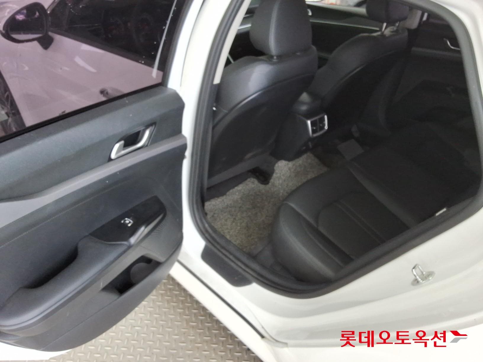 Kia - K5 | INTERACTIVE (G) 2.0 Trendy 36