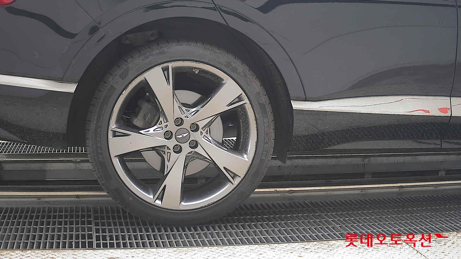 جينيسيس - GV80 | (D) 3.0 4WD 5Seater 24