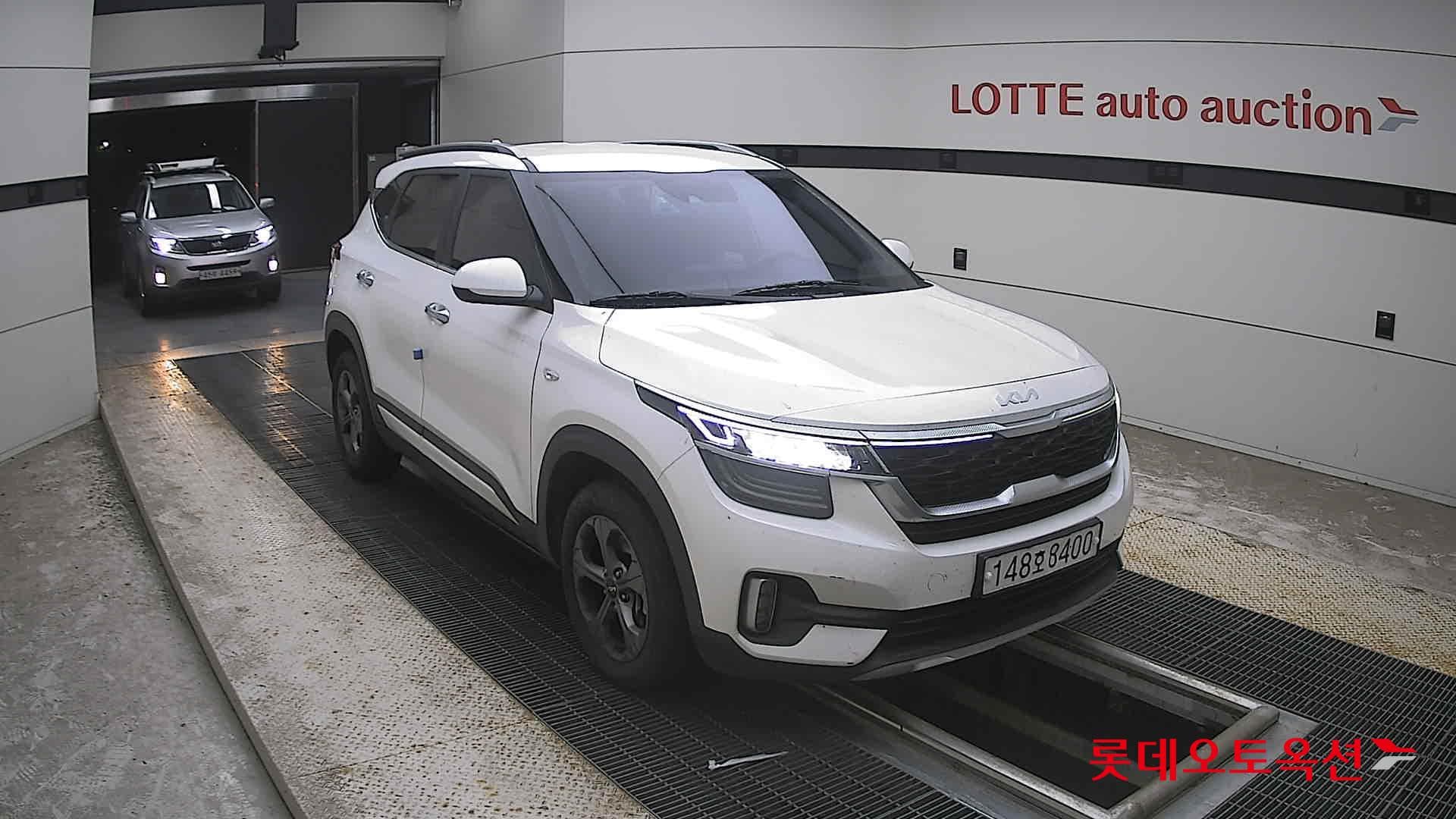 Kia - Seltos | (G) 1.6 Trendy 2WD 19
