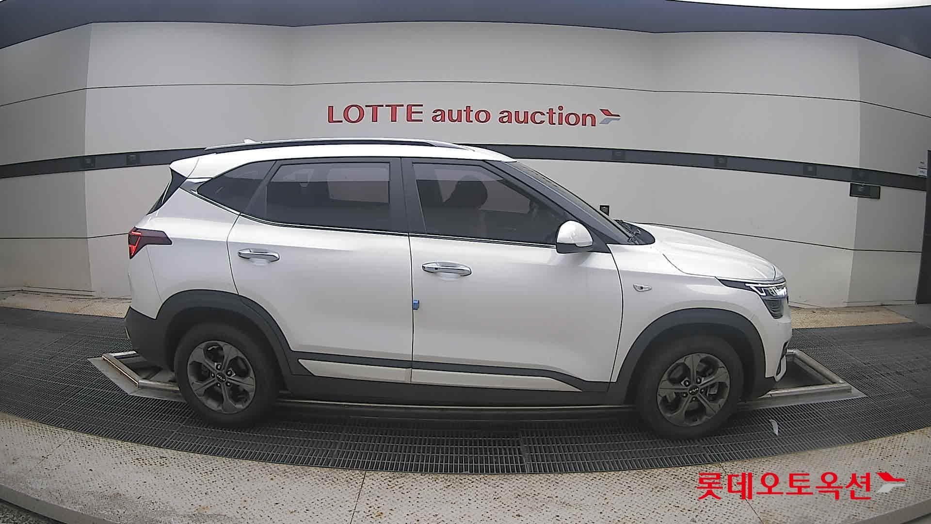 Kia - Seltos | (G) 1.6 Trendy 2WD 16