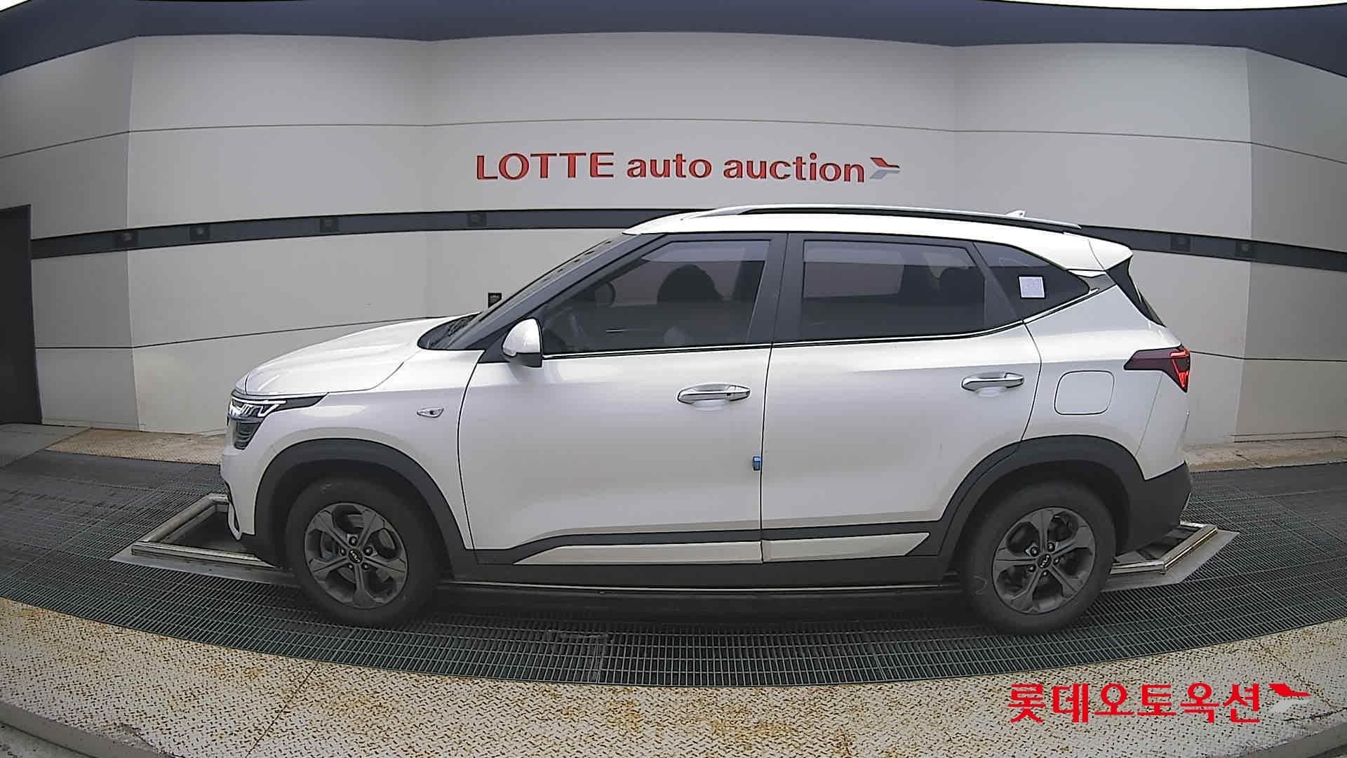 Kia - Seltos | (G) 1.6 Trendy 2WD 6