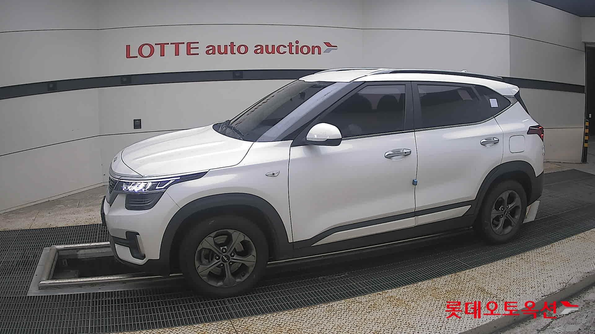 Kia - Seltos | (G) 1.6 Trendy 2WD 5