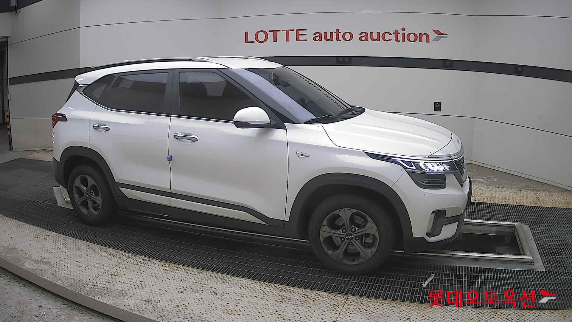 Kia - Seltos | (G) 1.6 Trendy 2WD 17