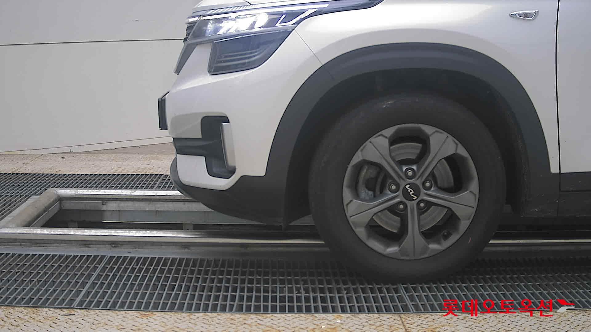 Kia - Seltos | (G) 1.6 Trendy 2WD 21