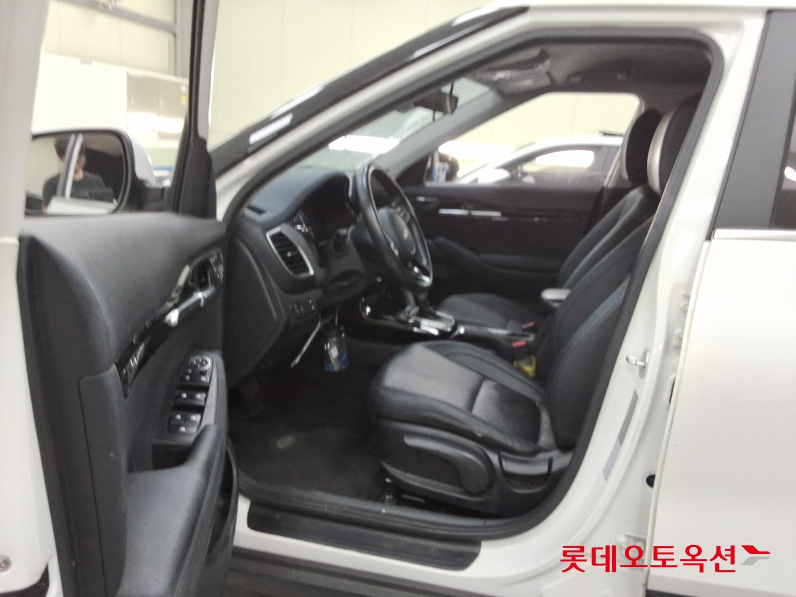 Kia - Seltos | (G) 1.6 Trendy 2WD 36