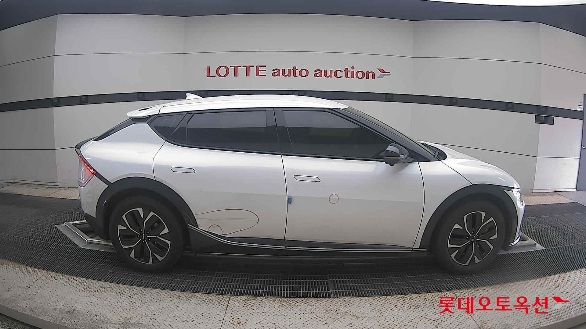 Kia - EV6 | (E) Long Range 2WD 16