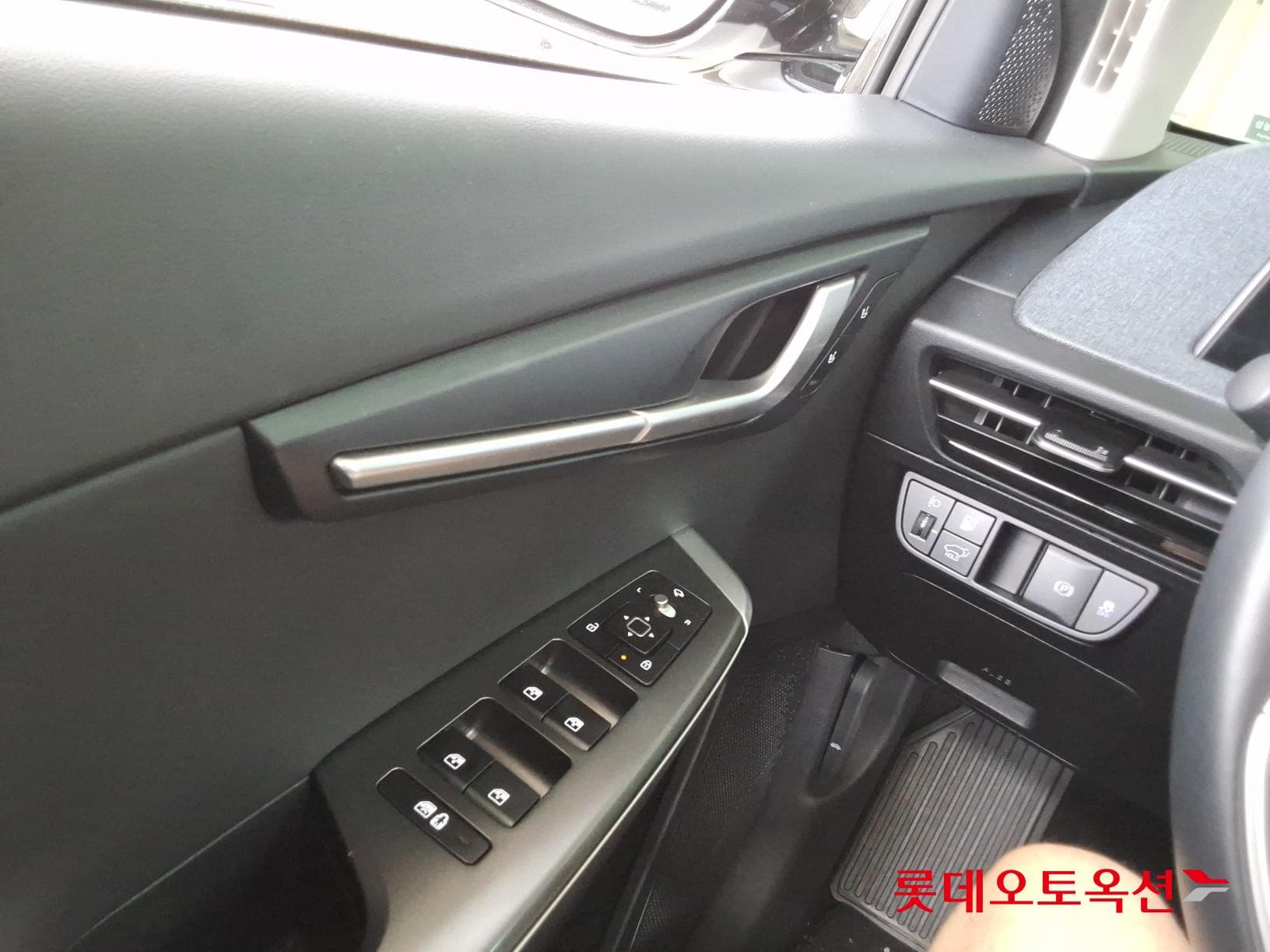 Kia - EV6 | (E) Long Range 2WD 28