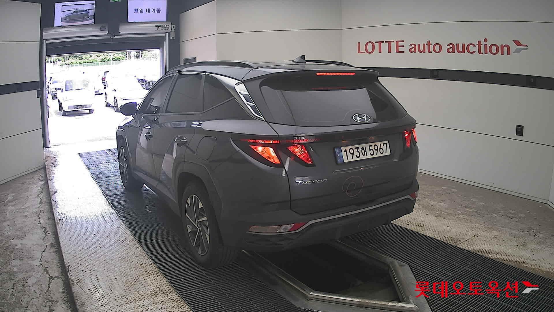 Hyundai - Туссан | THE ALL NEW (G) 1.6 T Premium 2WD 9