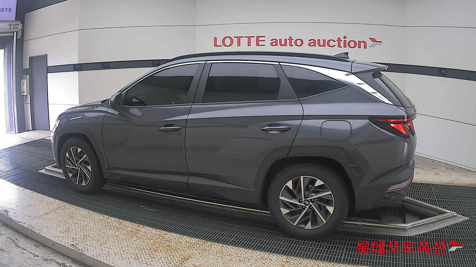 Hyundai - Туссан | THE ALL NEW (G) 1.6 T Premium 2WD 7