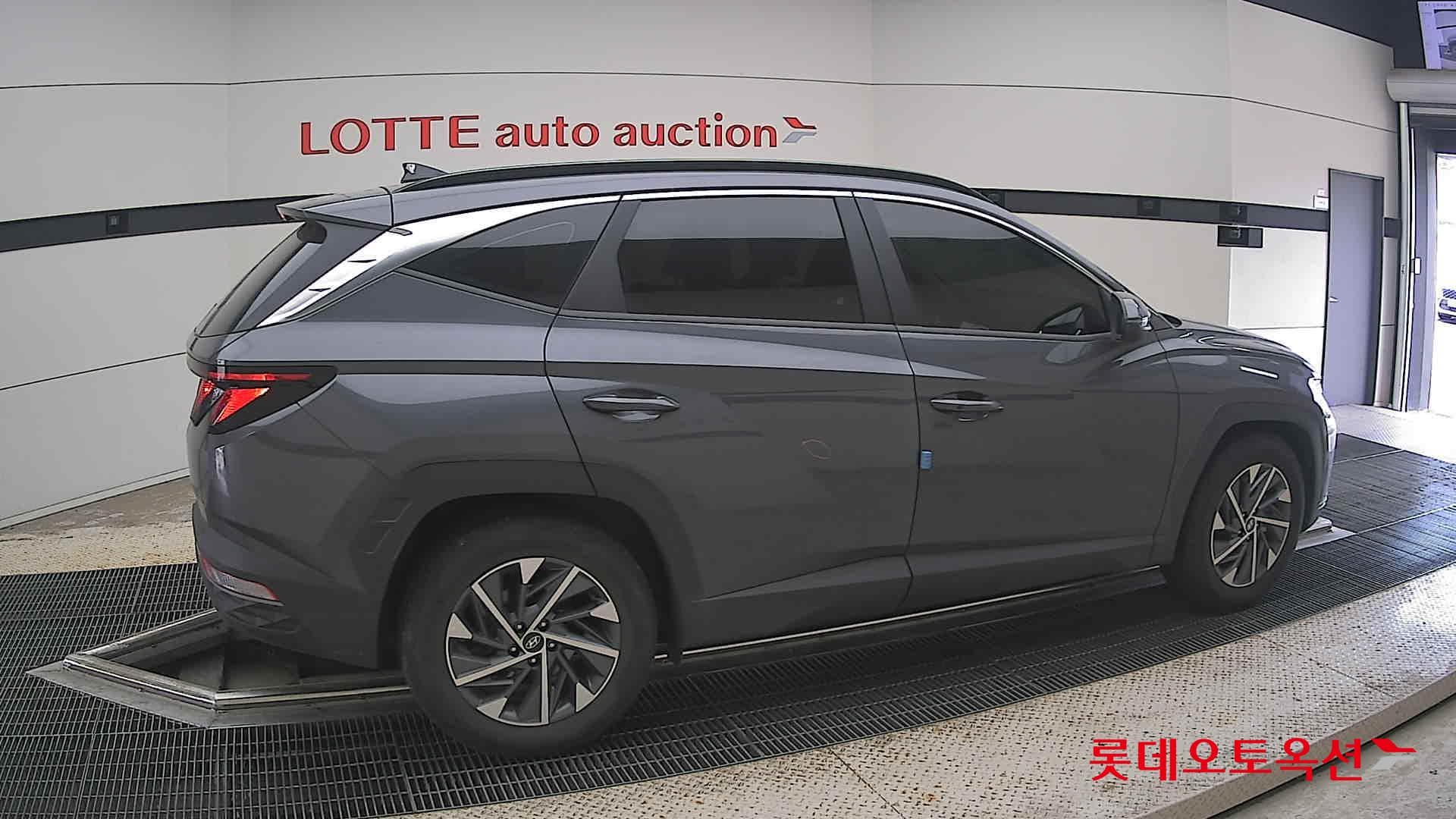 Hyundai - Туссан | THE ALL NEW (G) 1.6 T Premium 2WD 15