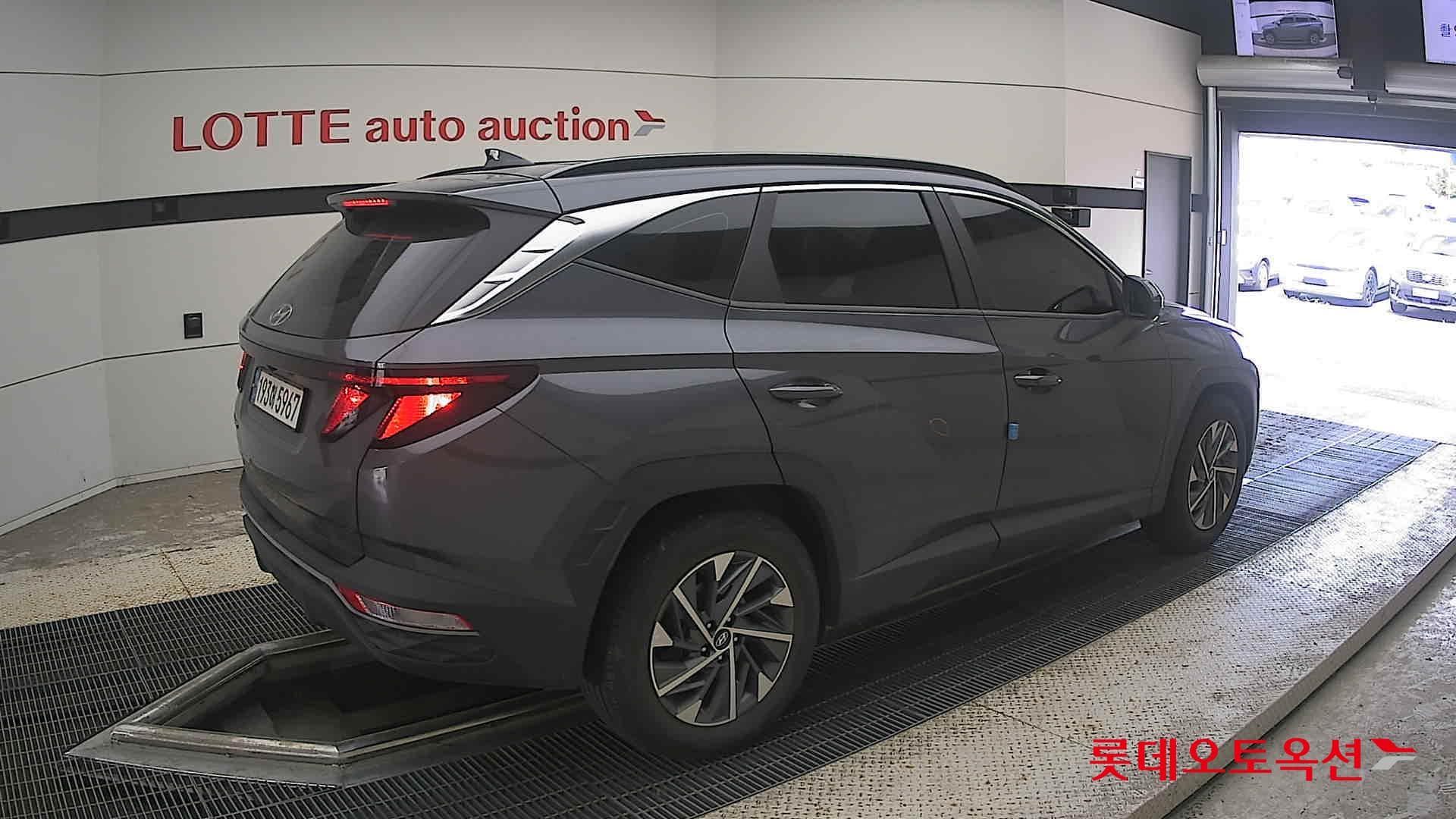 Hyundai - Туссан | THE ALL NEW (G) 1.6 T Premium 2WD 14