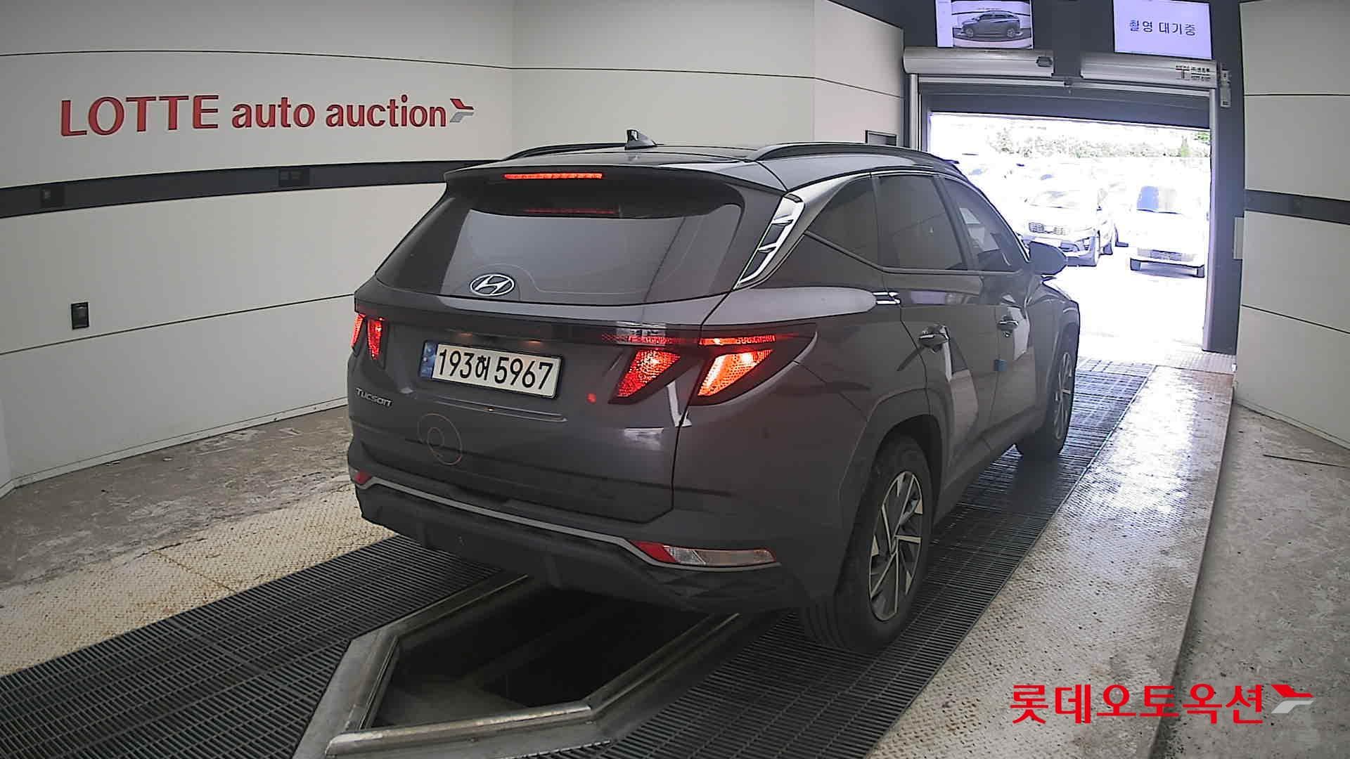 Hyundai - Туссан | THE ALL NEW (G) 1.6 T Premium 2WD 13