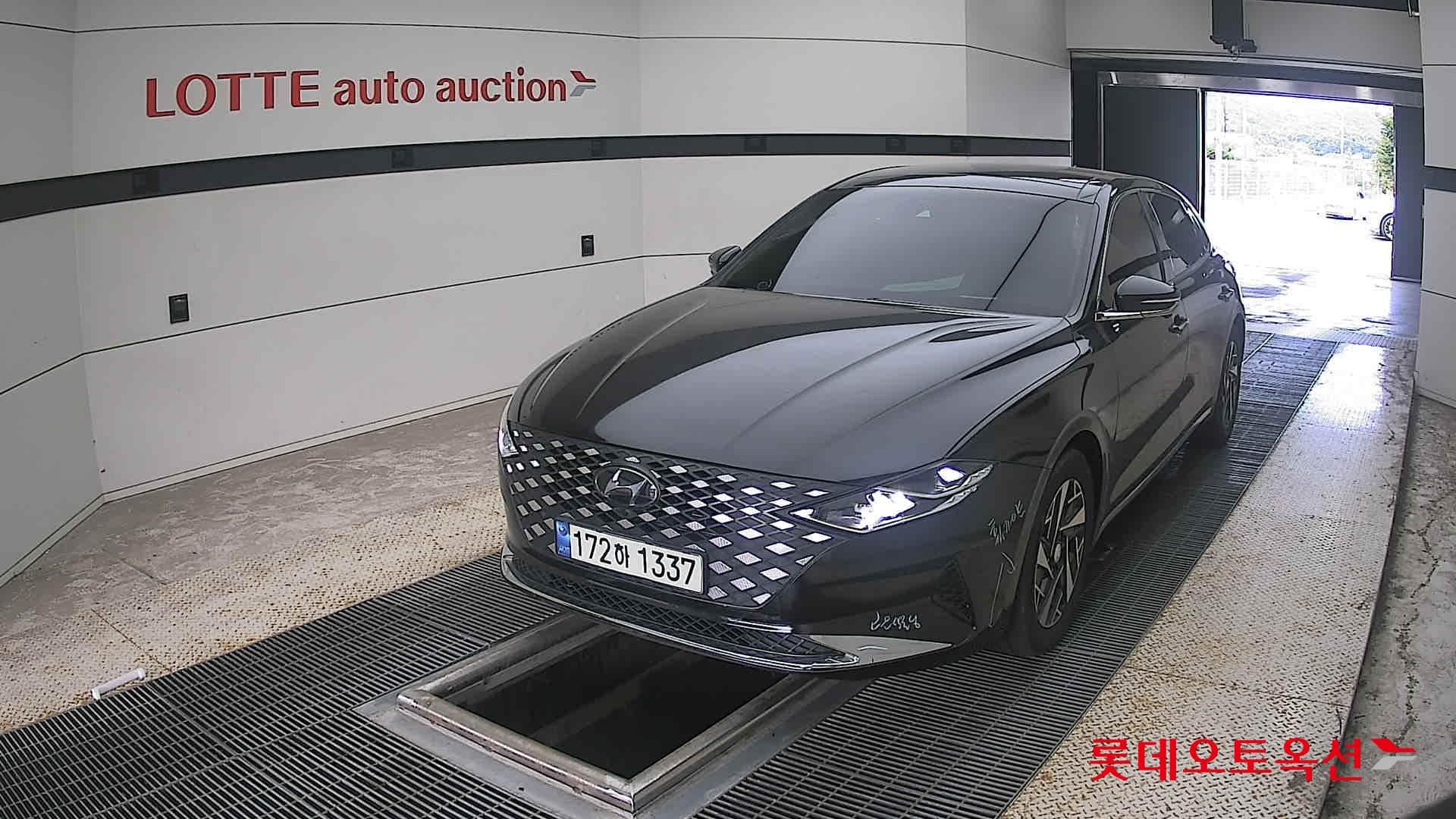Hyundai - Grandeur | THE NEW (H) 2.4 2