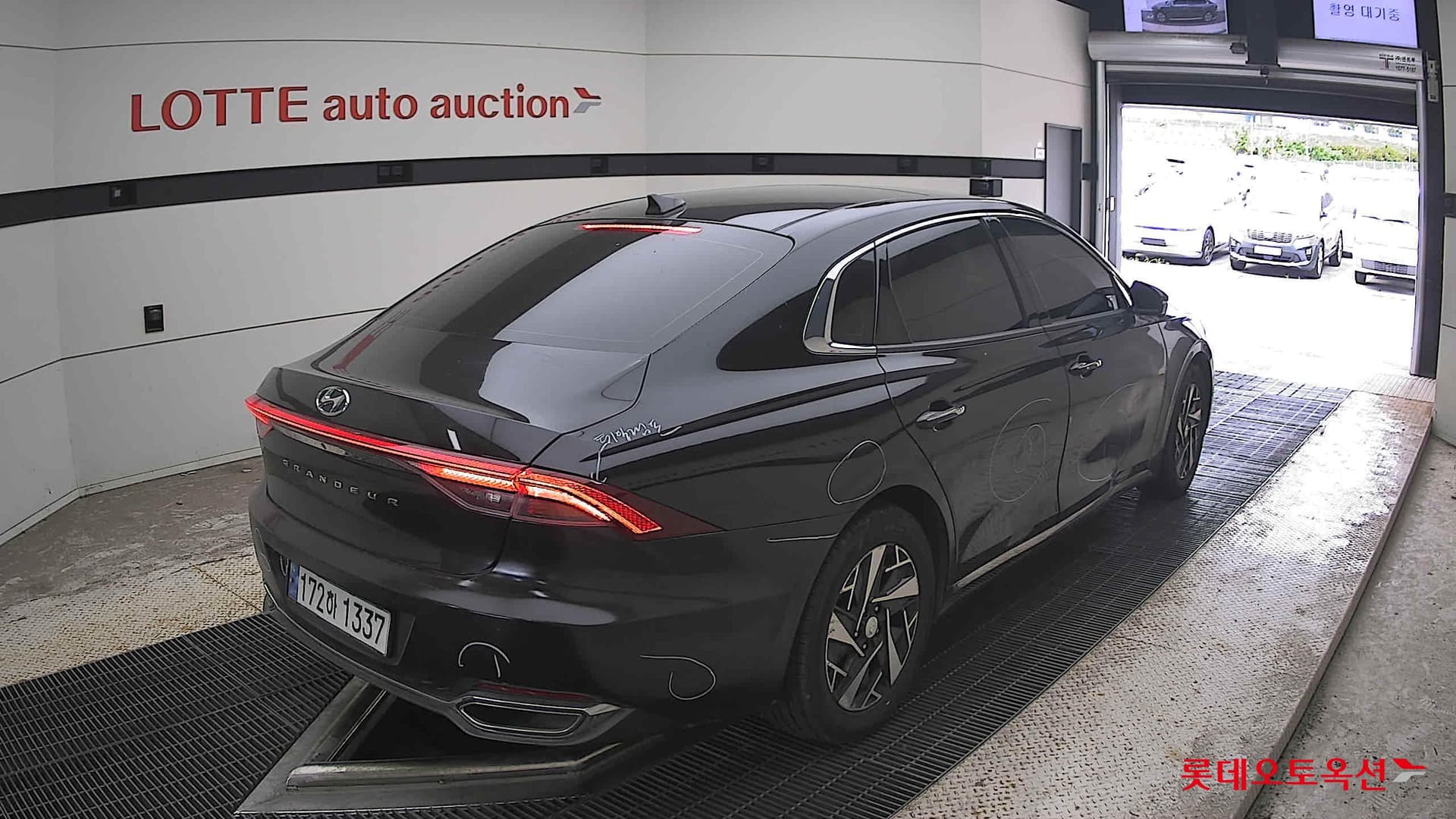 Hyundai - Grandeur | THE NEW (H) 2.4 12
