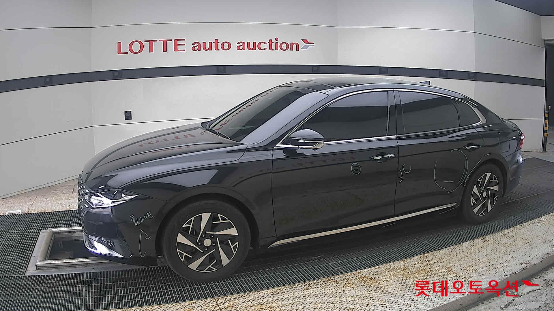 Hyundai - Grandeur | THE NEW (H) 2.4 5