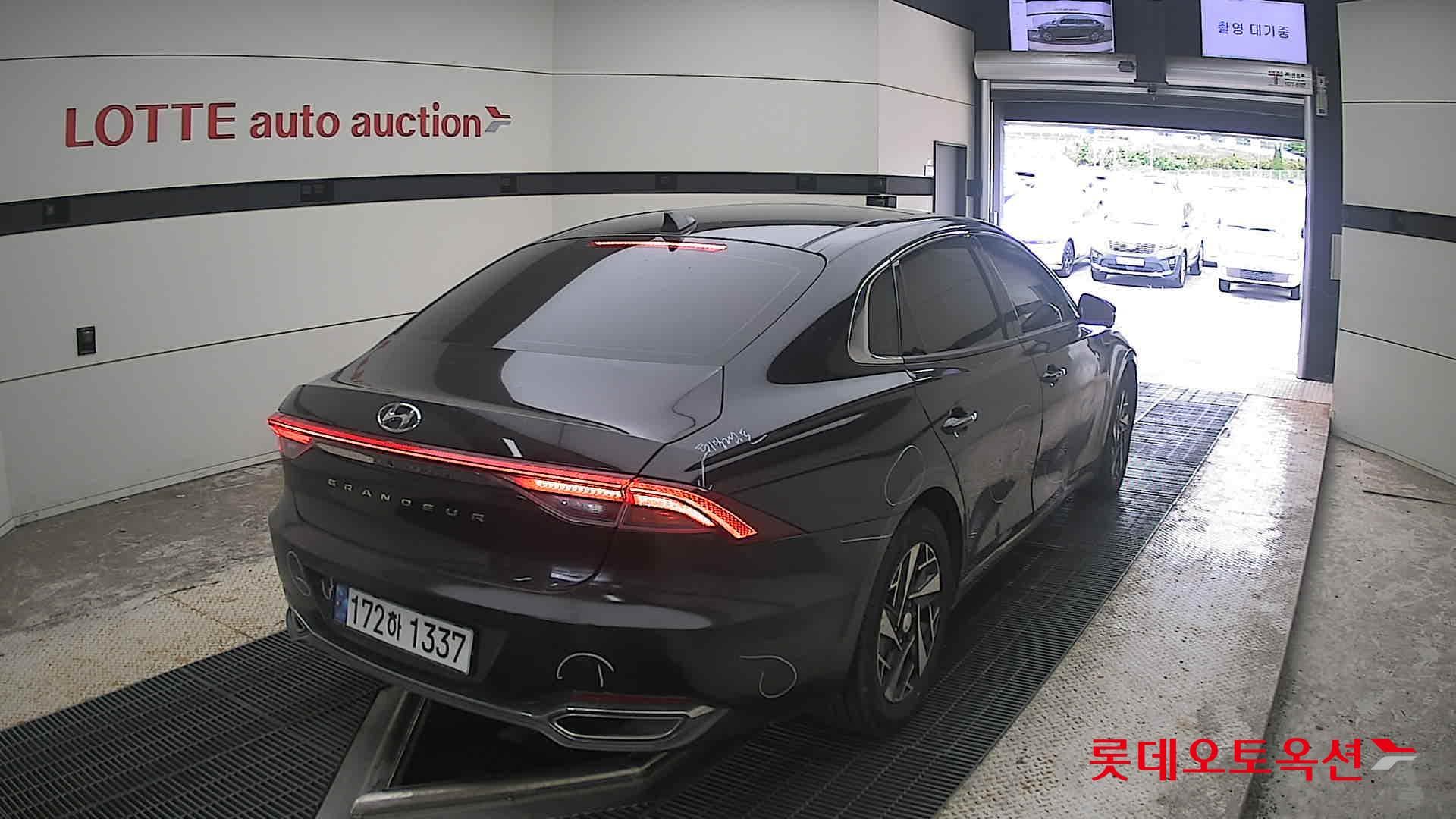 Hyundai - Grandeur | THE NEW (H) 2.4 13