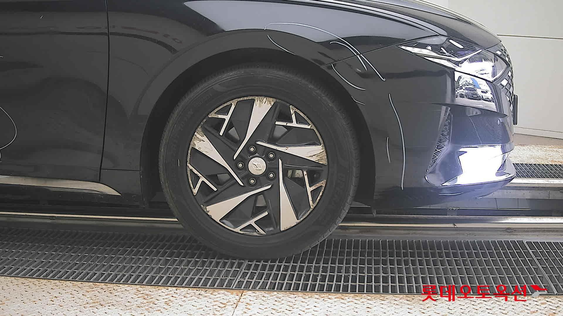 Hyundai - Grandeur | THE NEW (H) 2.4 23
