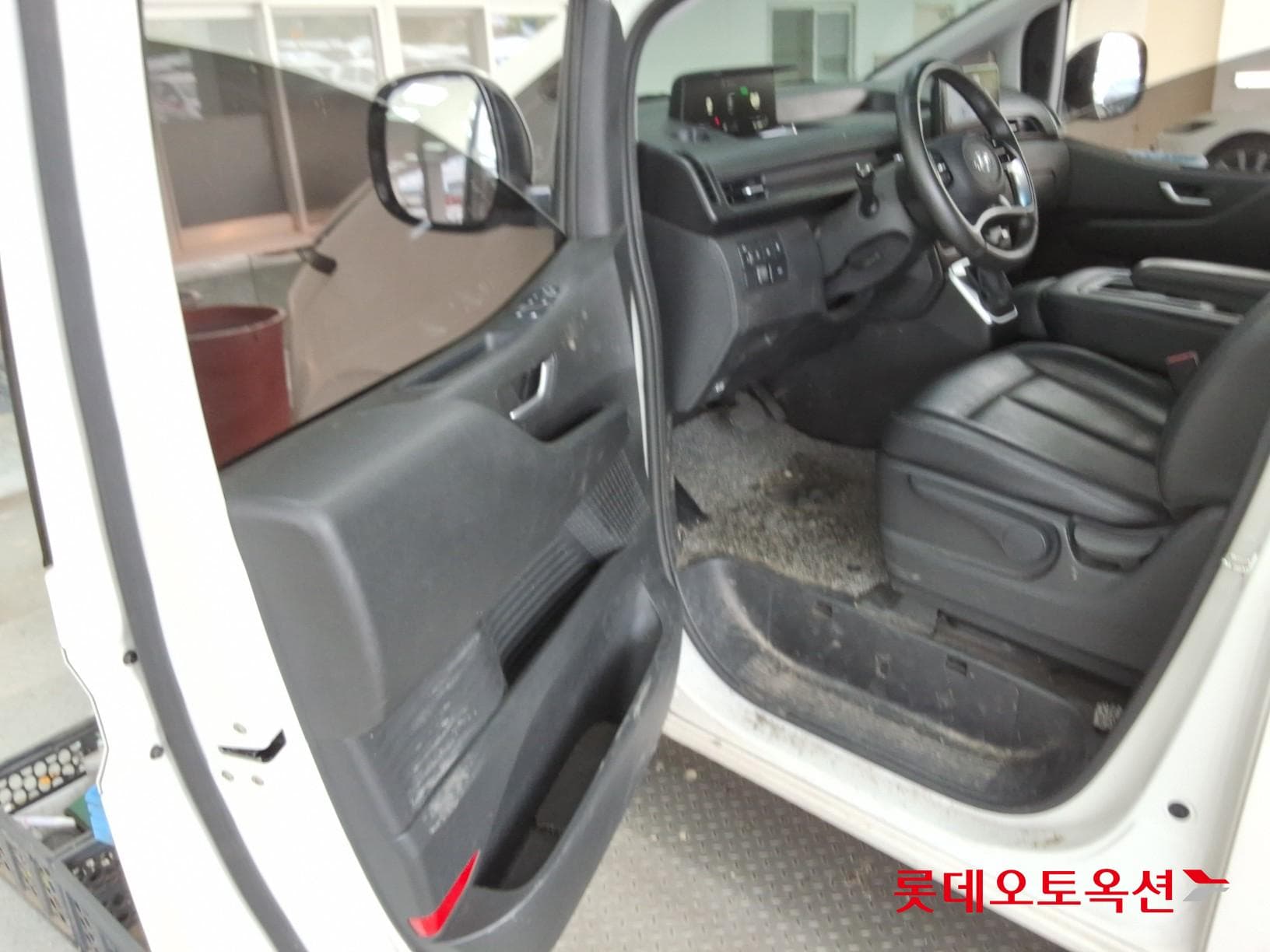 هيونداي - ستاريا | (D) 2.2 Tourer 9Seater Modern 35