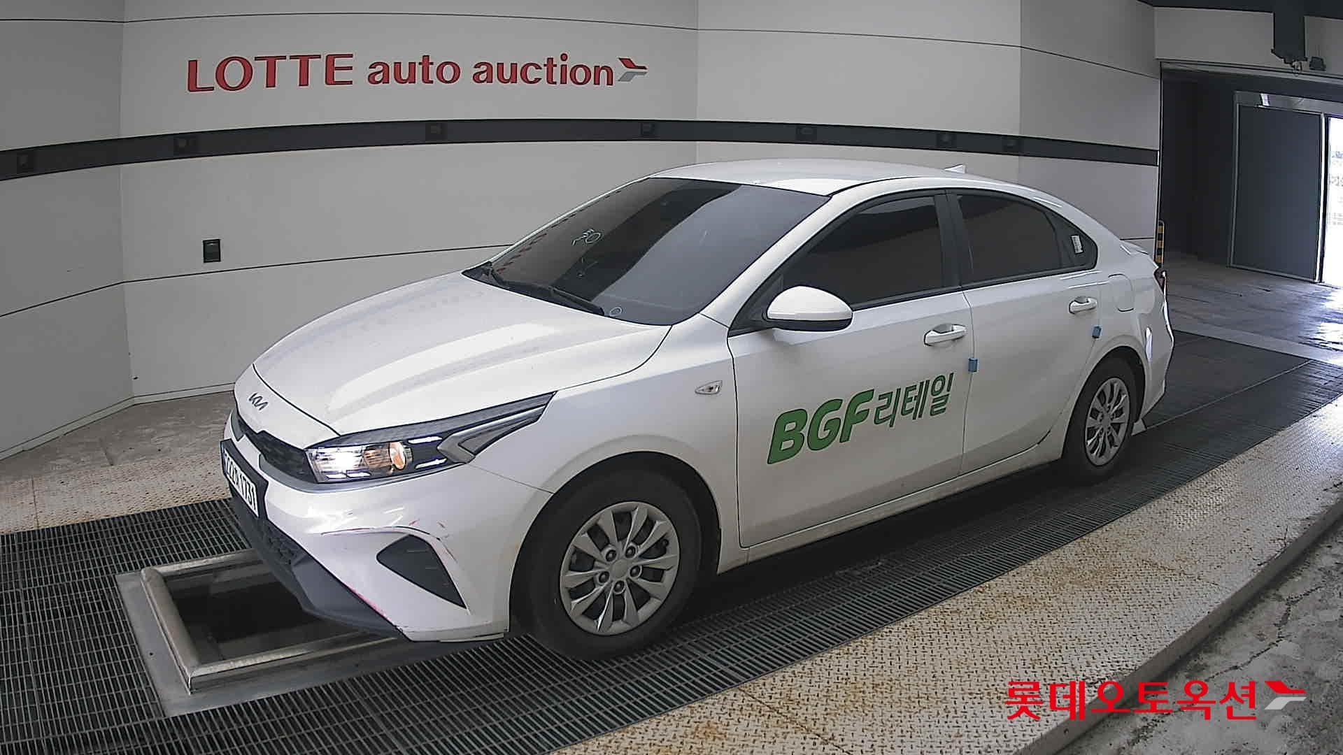 Kia - K3 | (G)1.6 Trendy 2WD AT 4