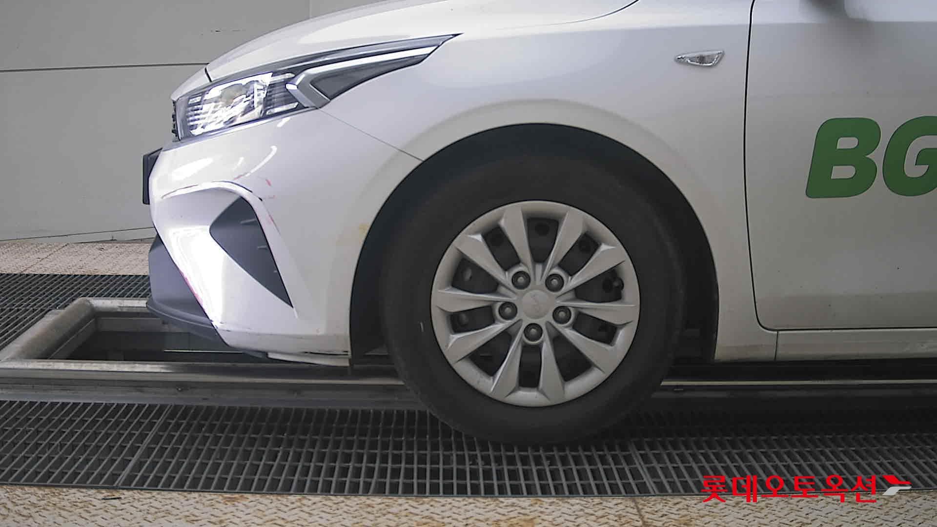 Kia - K3 | (G)1.6 Trendy 2WD AT 21
