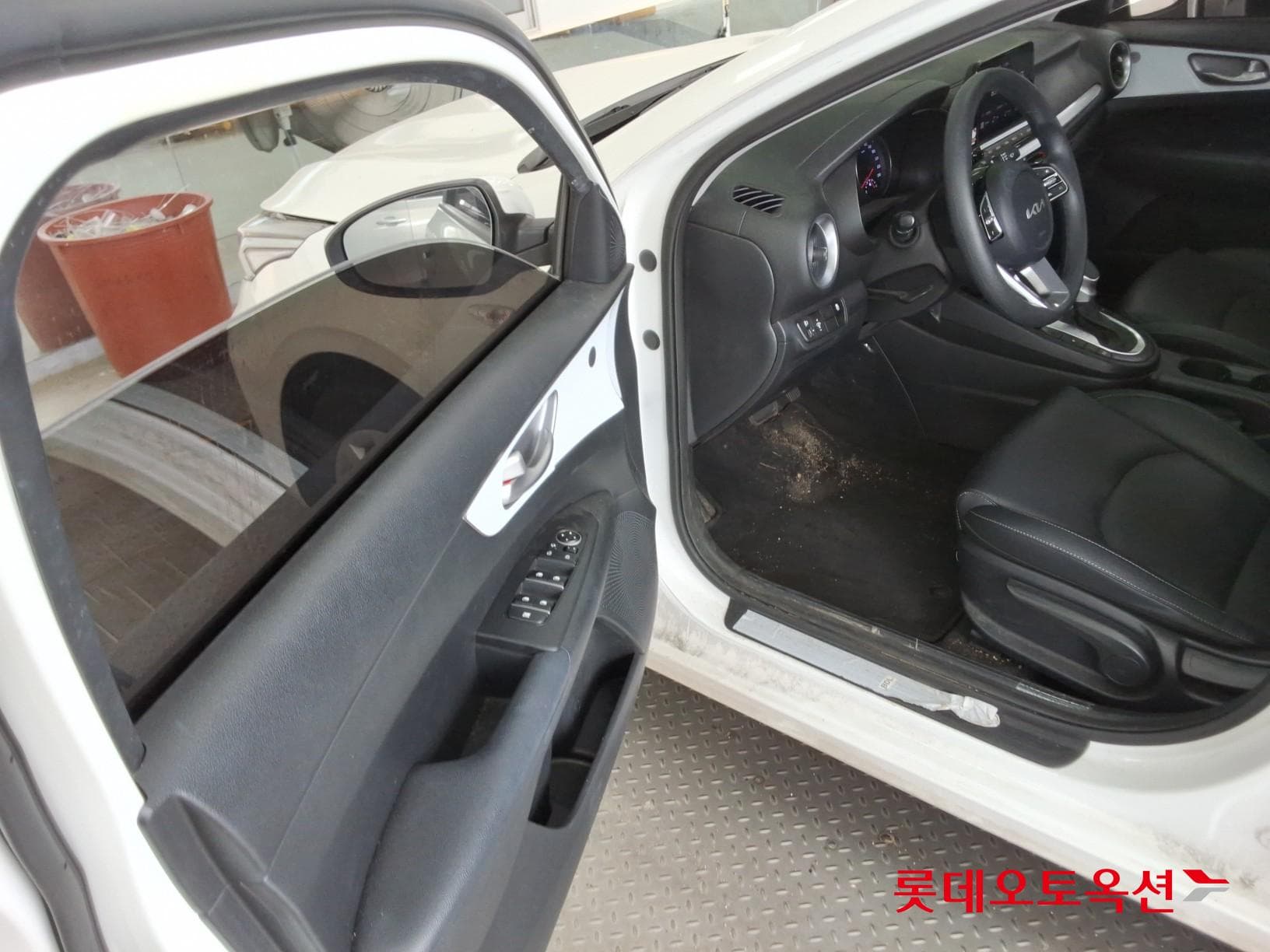 Kia - K3 | (G)1.6 Trendy 2WD AT 36
