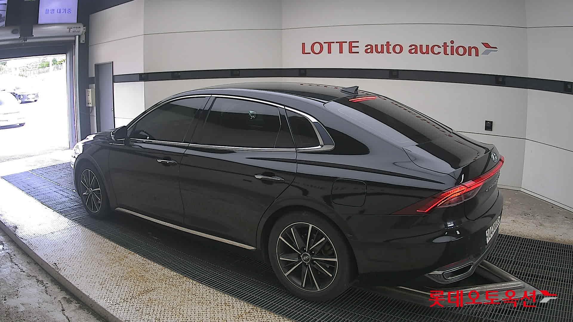 Hyundai - Grandeur | THE NEW (G) 2.5 Premium 8