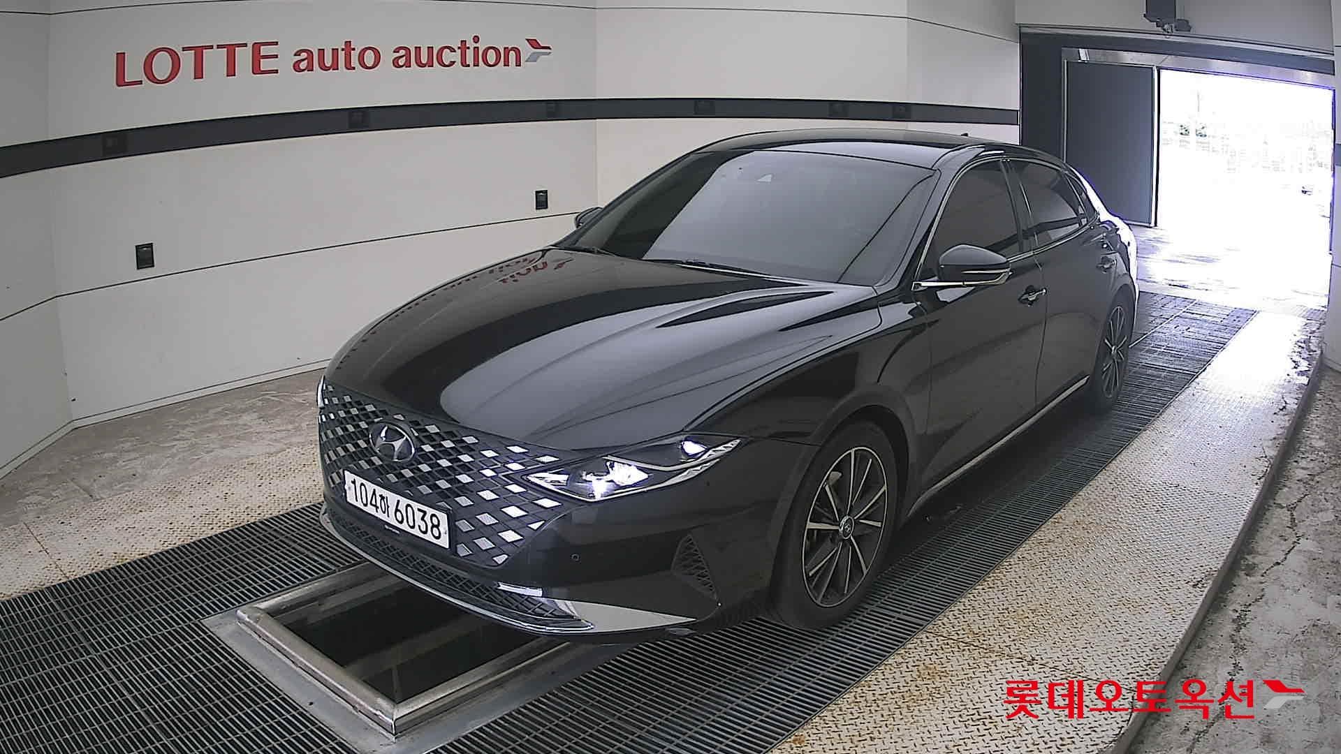 Hyundai - Grandeur | THE NEW (G) 2.5 Premium 3