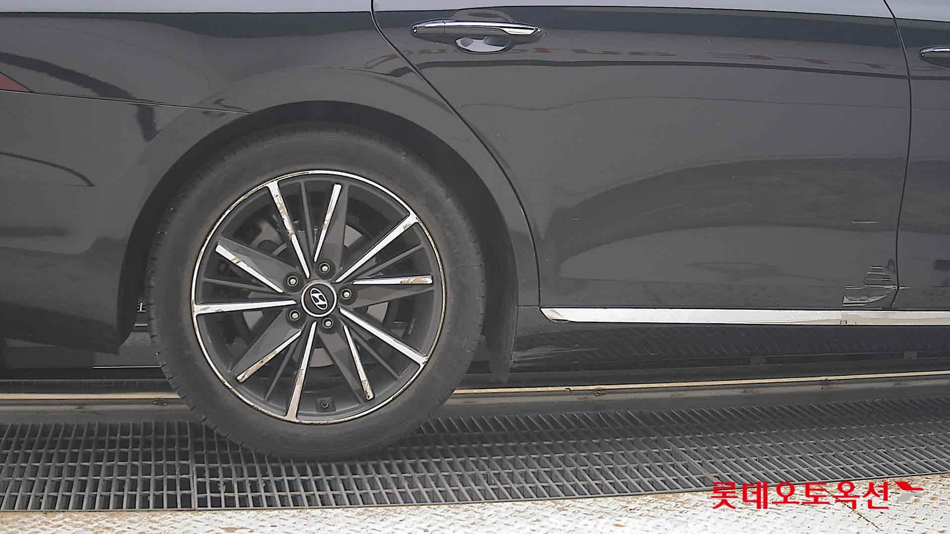 Hyundai - Grandeur | THE NEW (G) 2.5 Premium 24