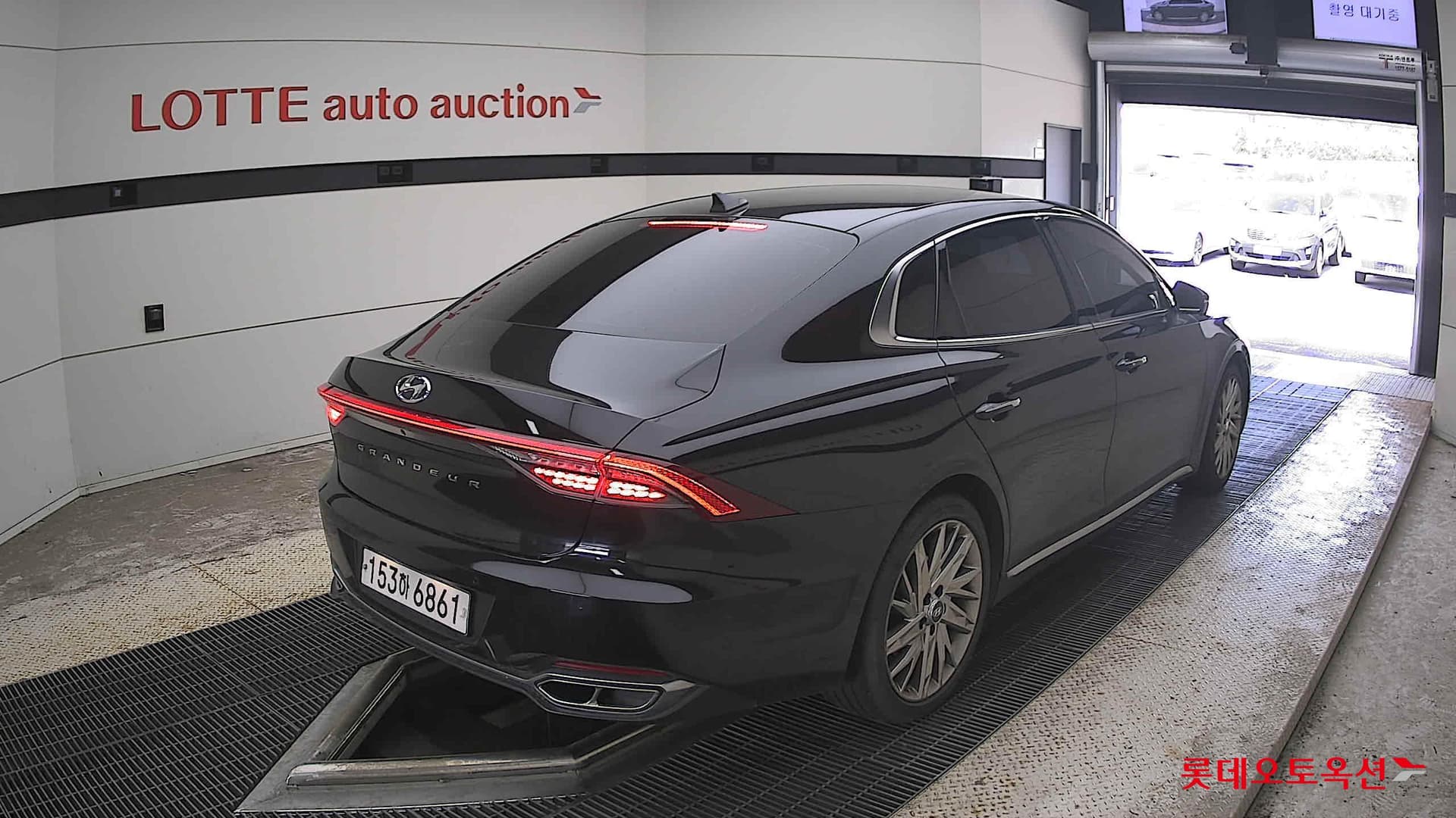 Hyundai - Grandeur | THE NEW (G) 3.3 12