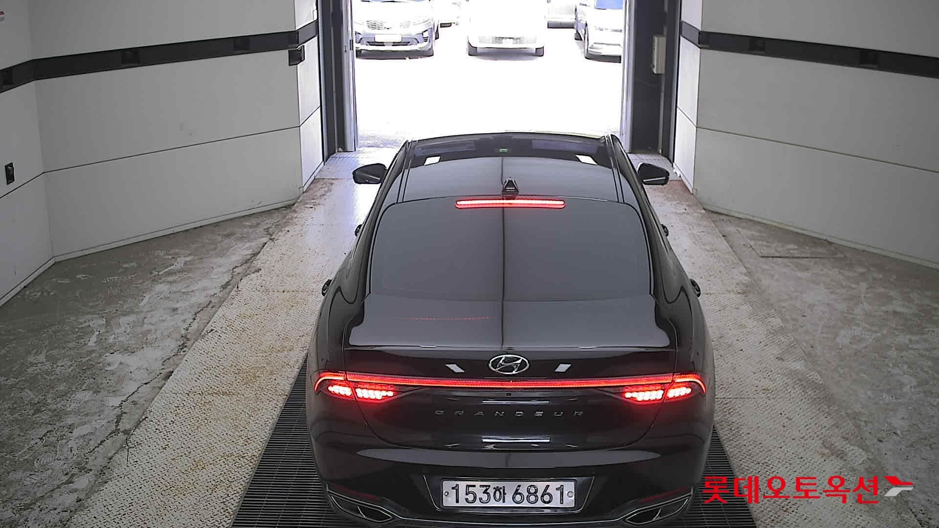 Hyundai - Grandeur | THE NEW (G) 3.3 11