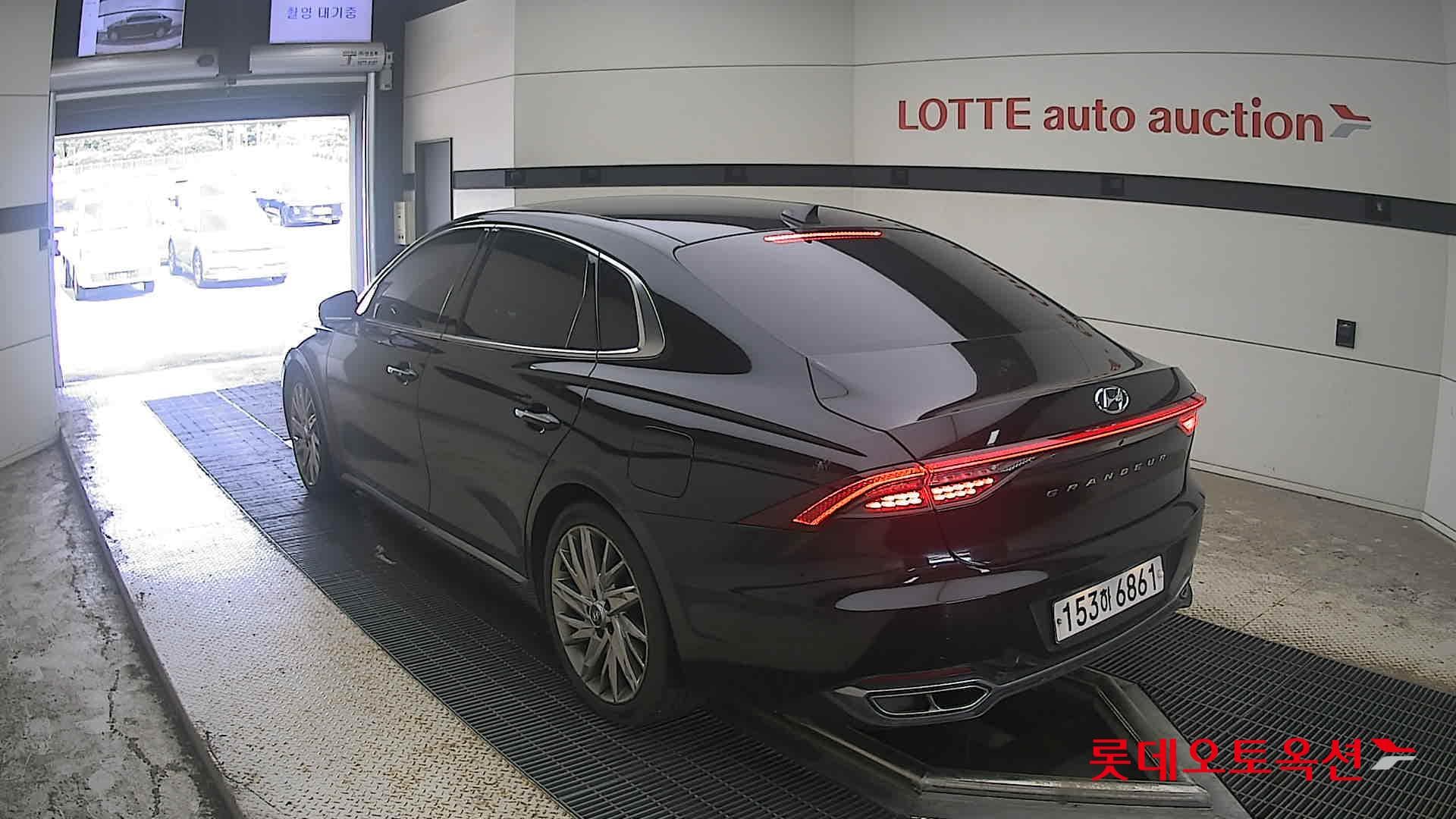 Hyundai - Grandeur | THE NEW (G) 3.3 10