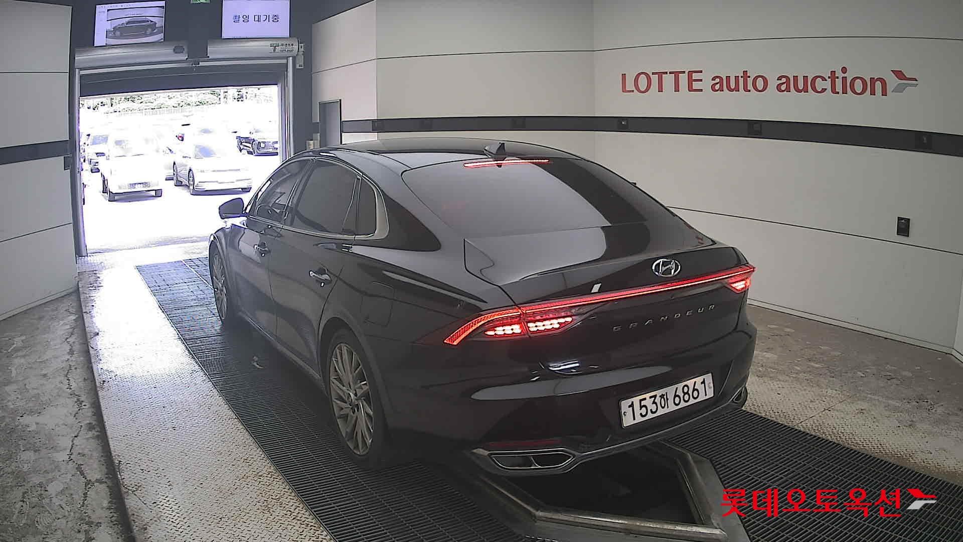 Hyundai - Grandeur | THE NEW (G) 3.3 9