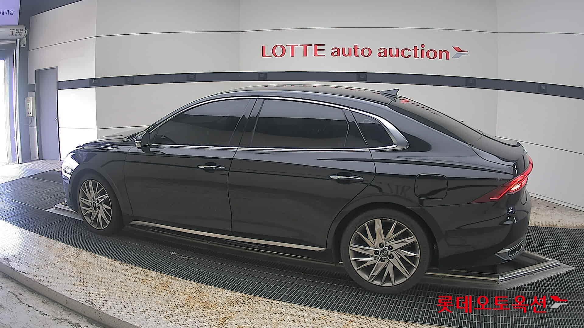 Hyundai - Grandeur | THE NEW (G) 3.3 7