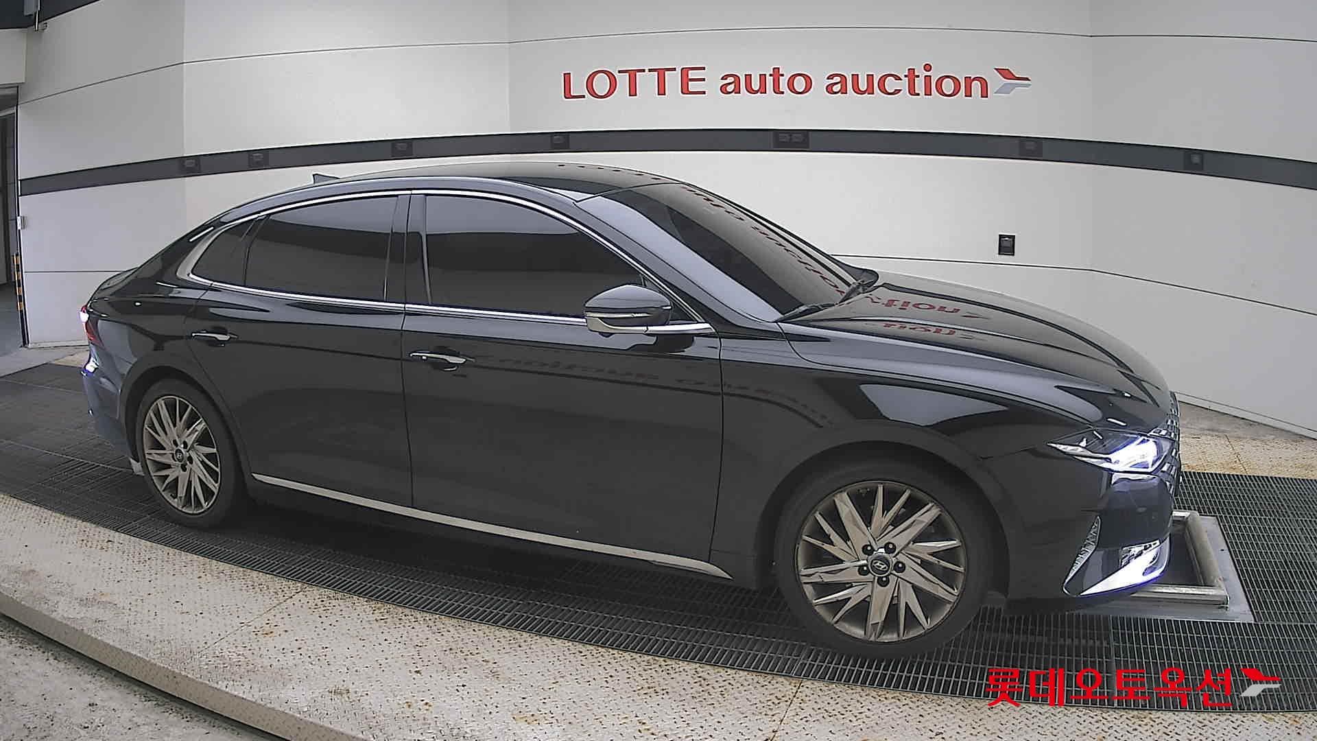 Hyundai - Grandeur | THE NEW (G) 3.3 17