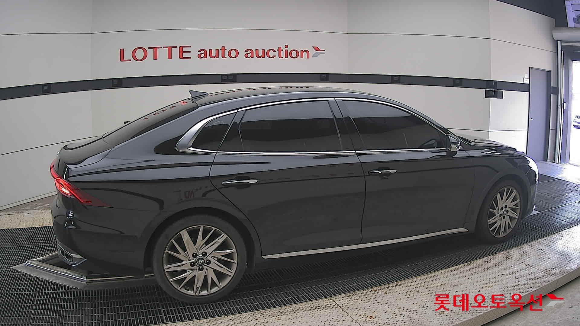 Hyundai - Grandeur | THE NEW (G) 3.3 15