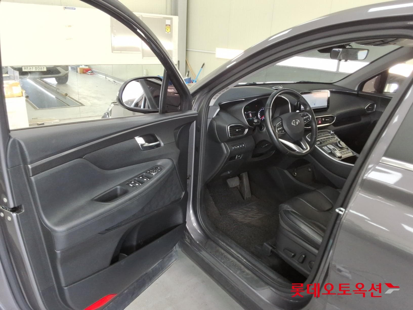 هيونداي - سانتافي | THE NEW SANTAFE (D) 2.2 Premium 5Seater 2WD 34