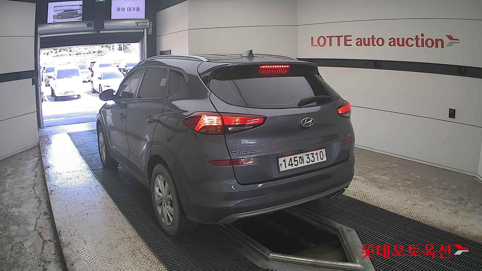 Hyundai - Туссан | (D) 2.0 Modern 4WD 9
