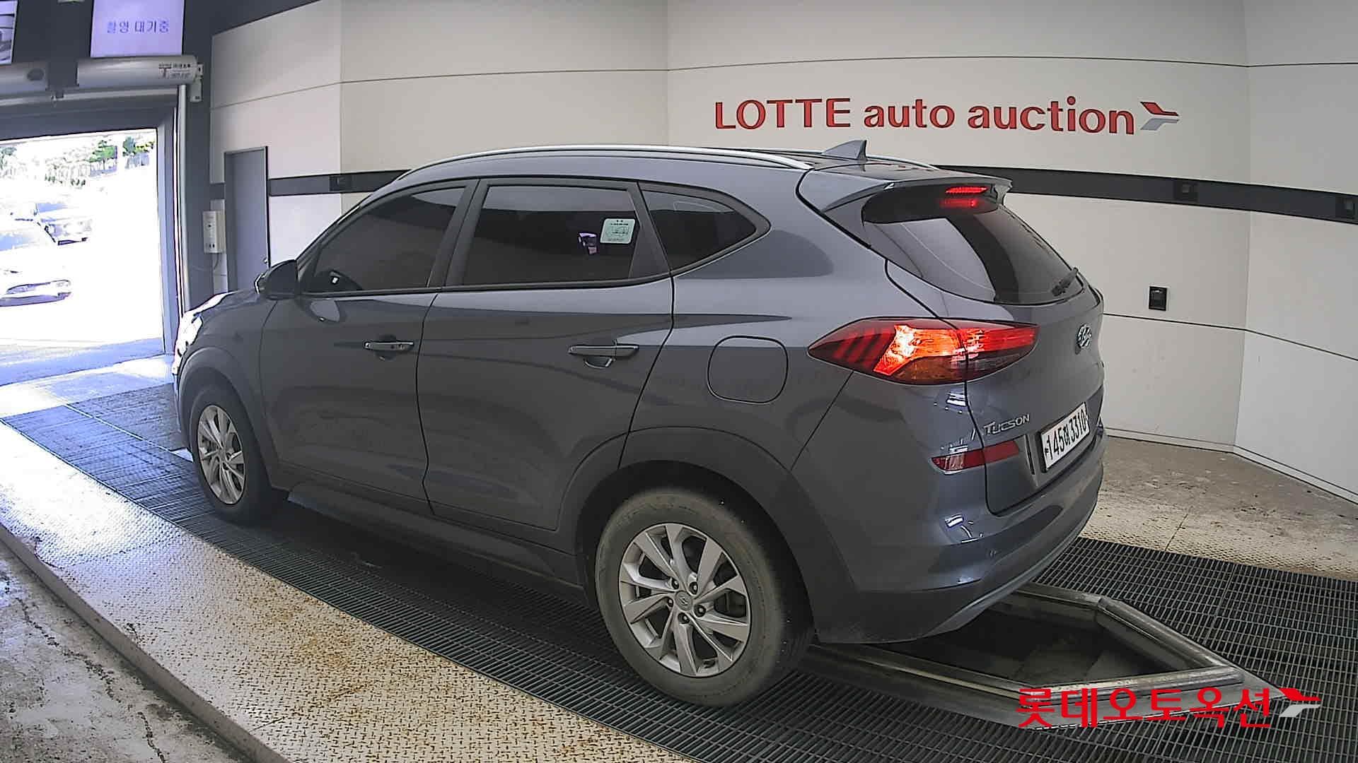 Hyundai - Туссан | (D) 2.0 Modern 4WD 8