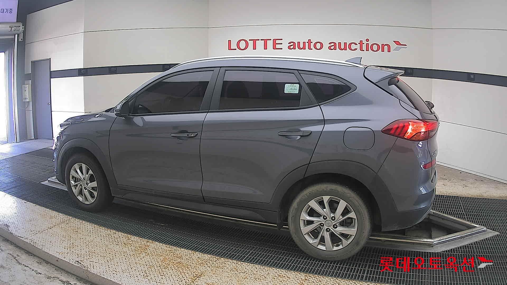 Hyundai - Туссан | (D) 2.0 Modern 4WD 7
