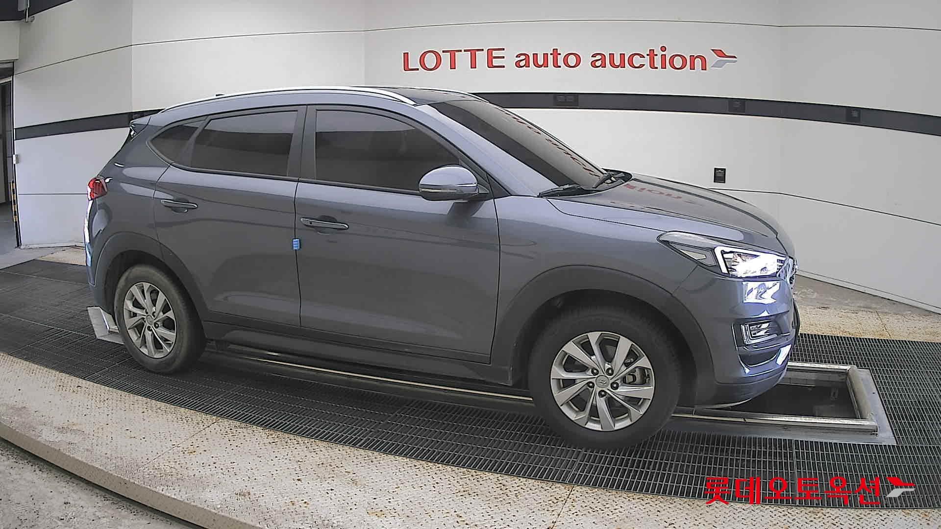 Hyundai - Туссан | (D) 2.0 Modern 4WD 17