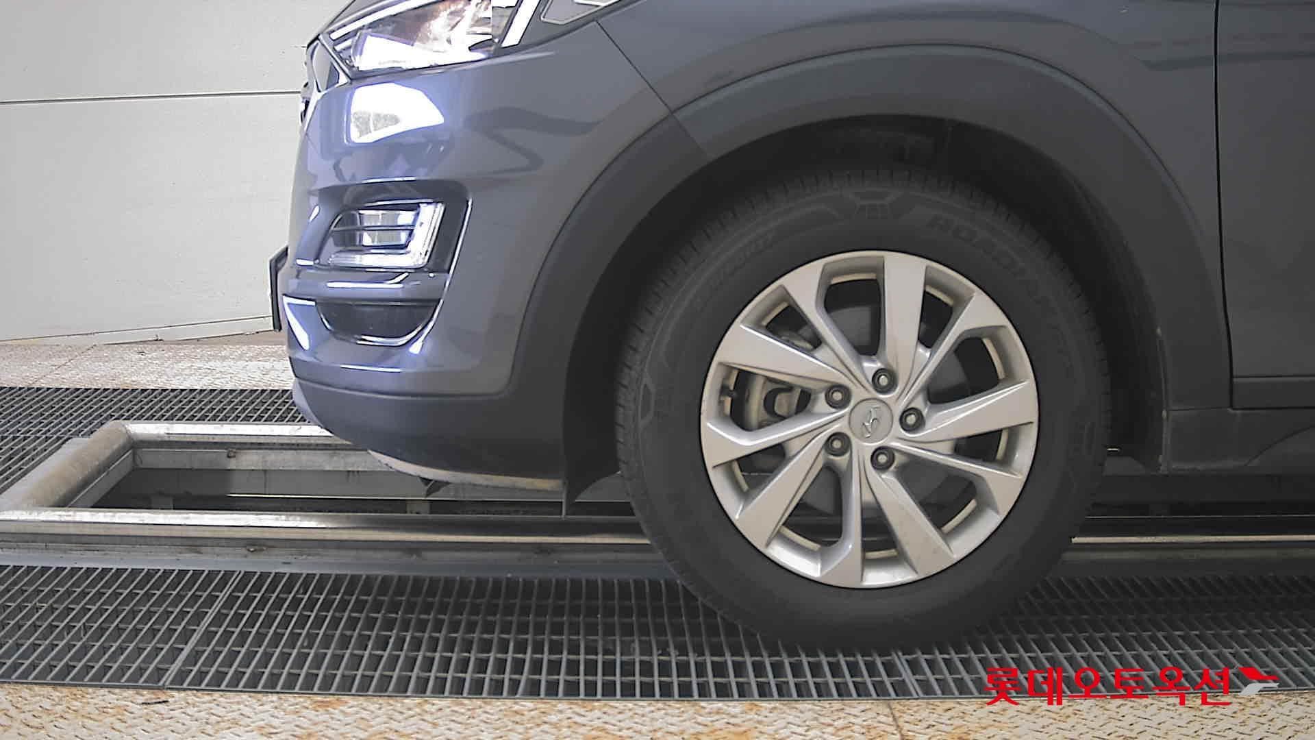Hyundai - Туссан | (D) 2.0 Modern 4WD 21