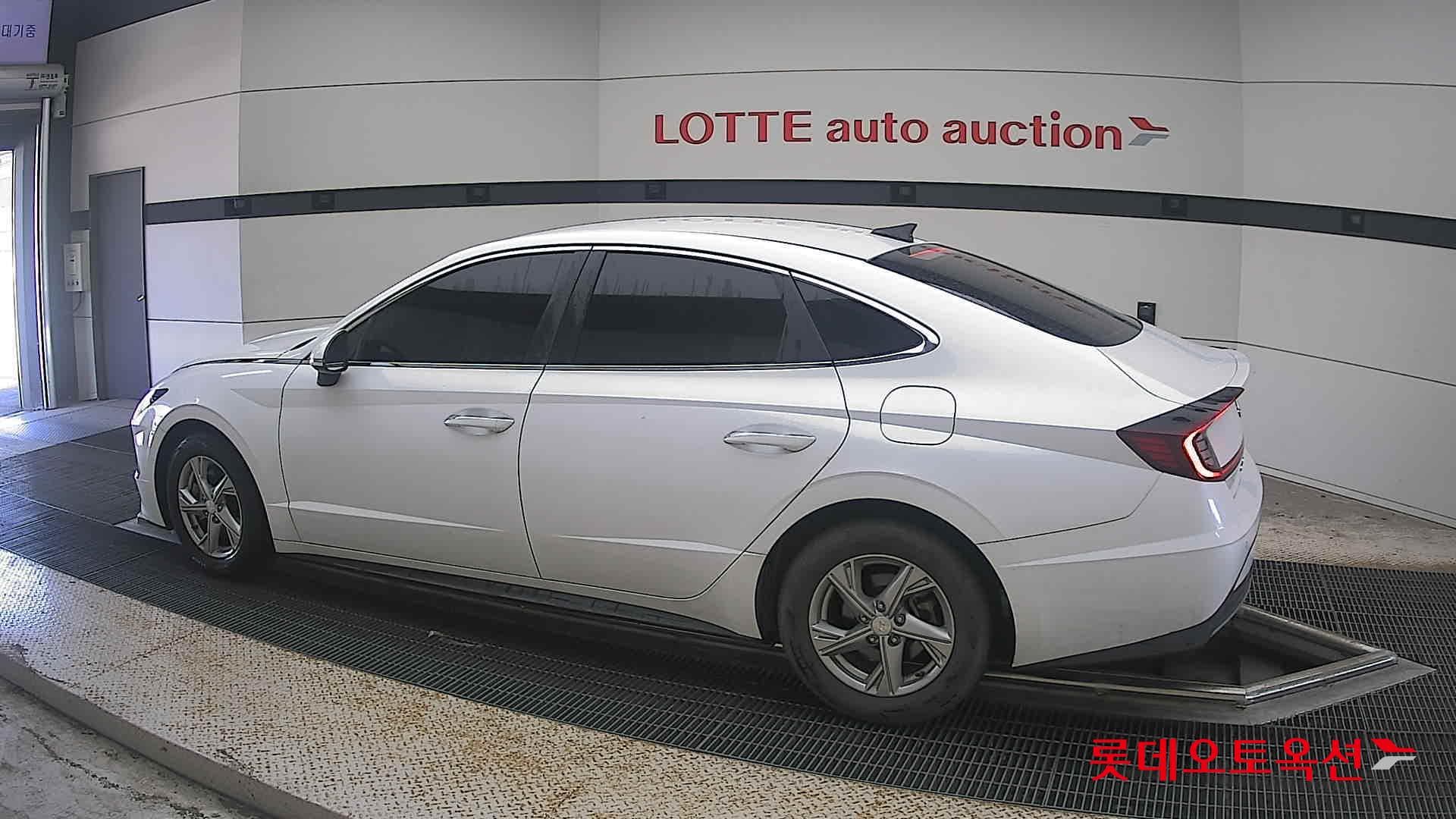 Hyundai - Sonata | DN8 (G) 2.0 Premium 7