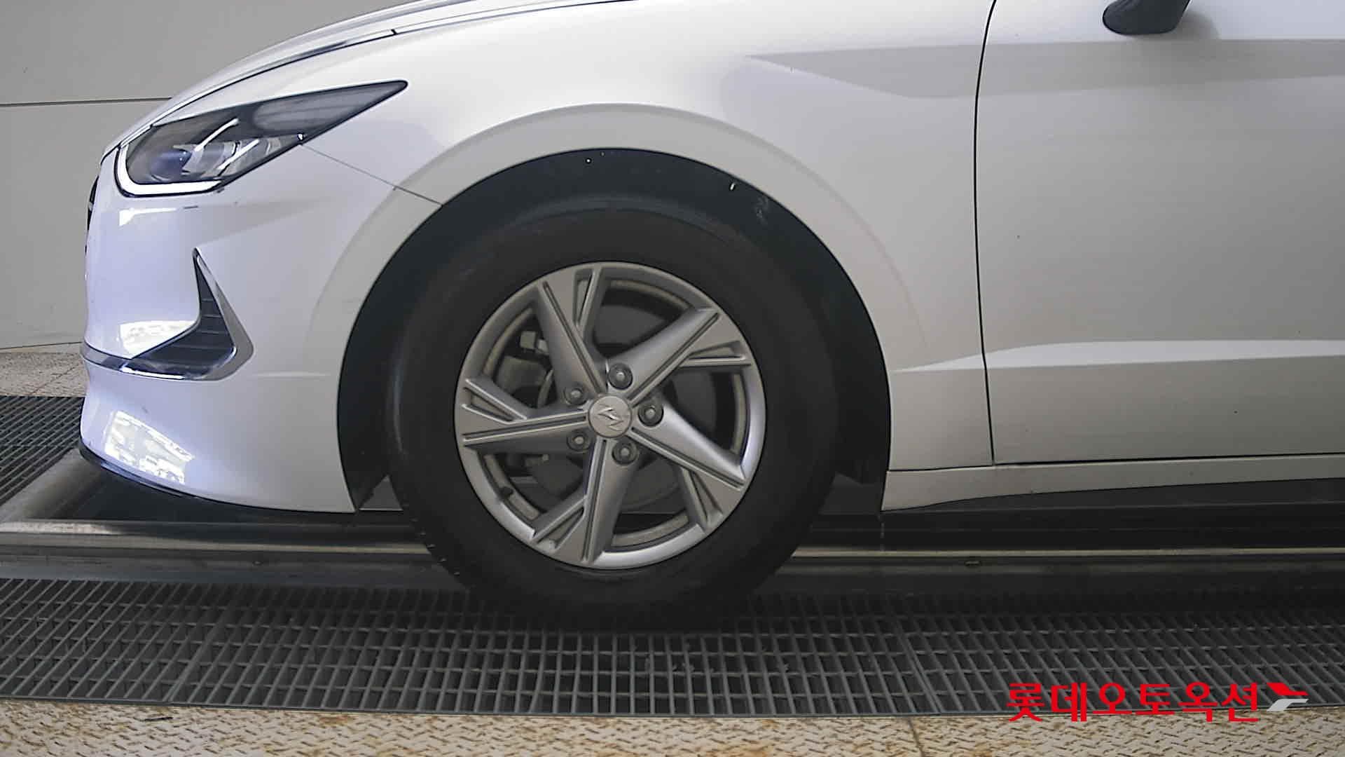 Hyundai - Sonata | DN8 (G) 2.0 Premium 21