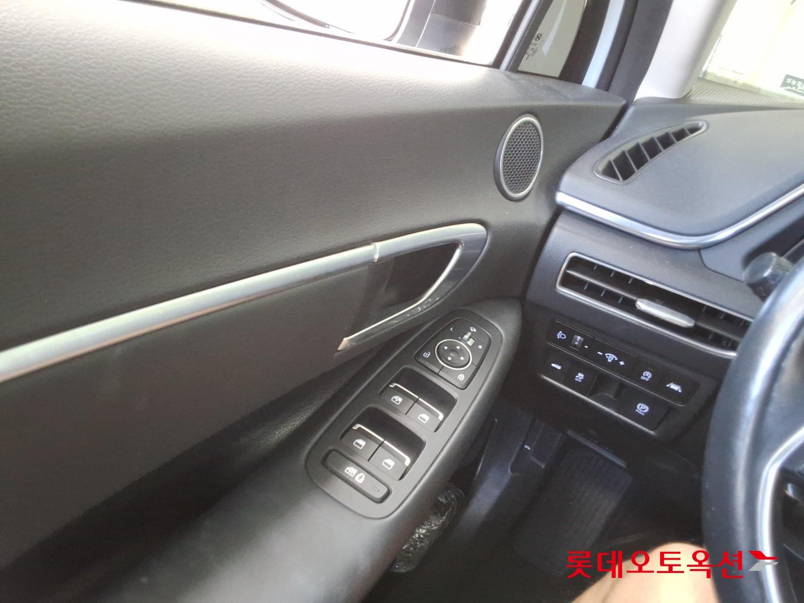 Hyundai - Sonata | DN8 (G) 2.0 Premium 28