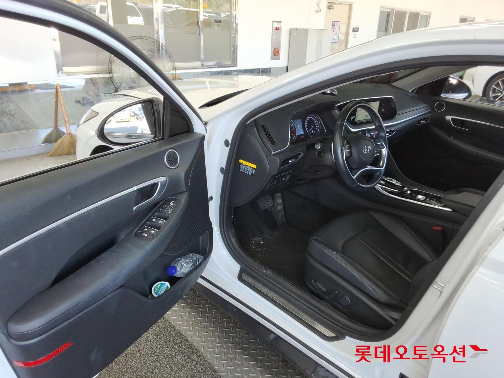 Hyundai - Sonata | DN8 (G) 2.0 Premium 34