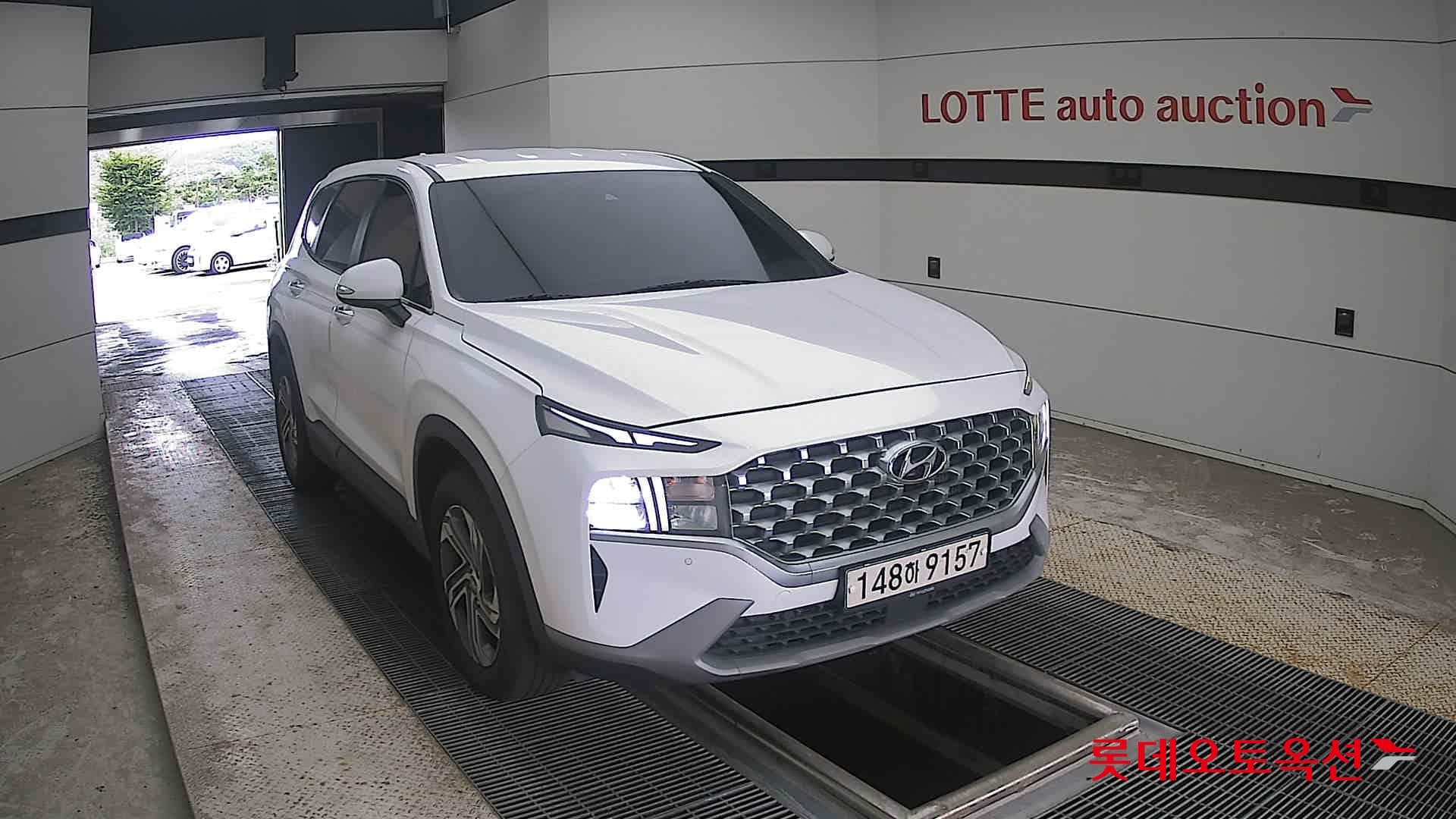 Hyundai - Santa Fe | THE NEW SANTAFE (D) 2.2 Premium 5Seater 2WD 20