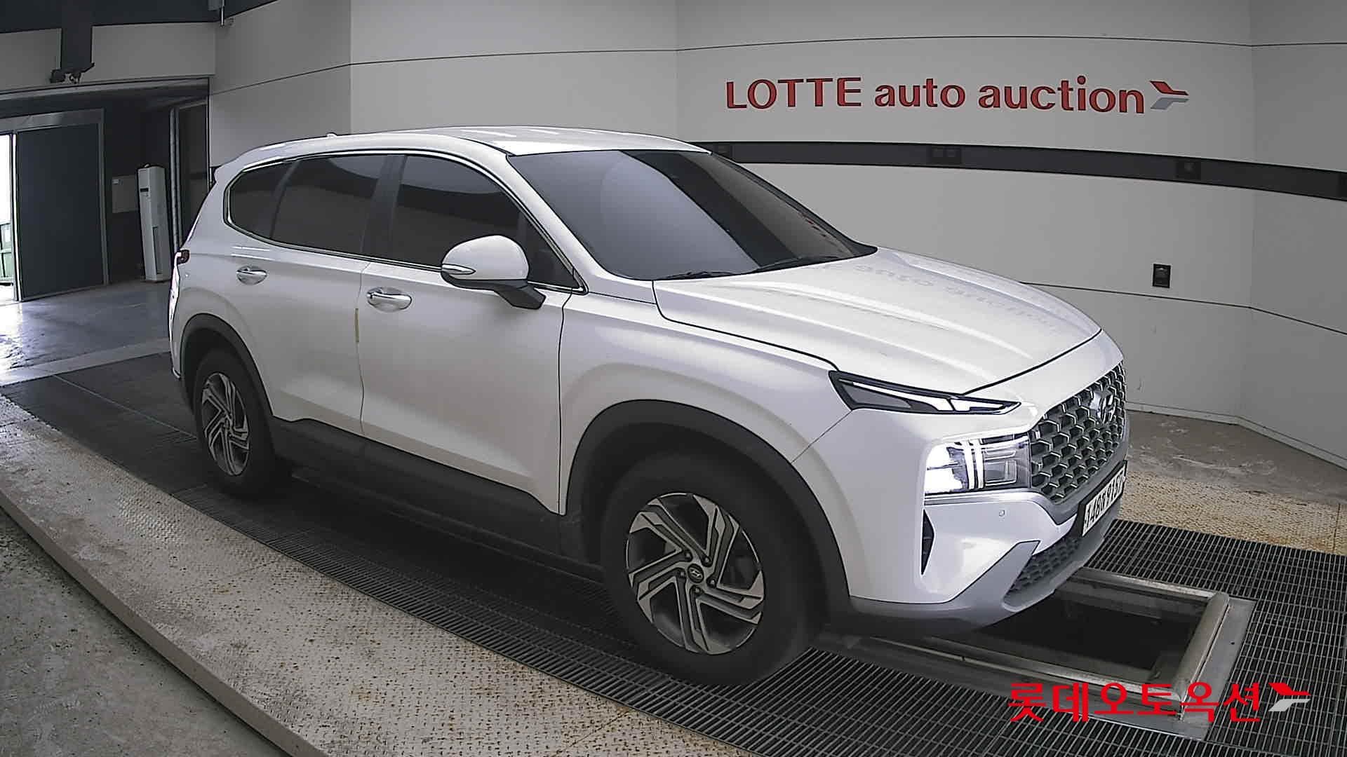 Hyundai - Santa Fe | THE NEW SANTAFE (D) 2.2 Premium 5Seater 2WD 18