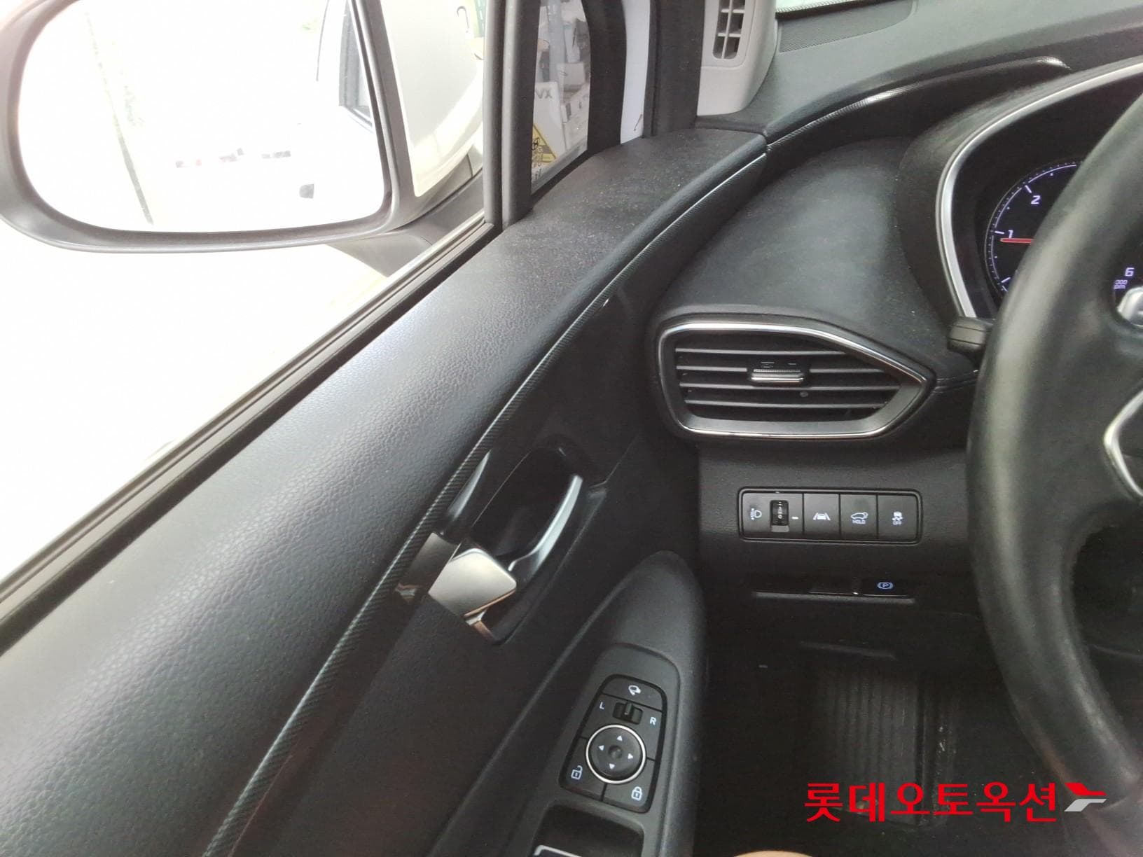 Hyundai - Santa Fe | THE NEW SANTAFE (D) 2.2 Premium 5Seater 2WD 28
