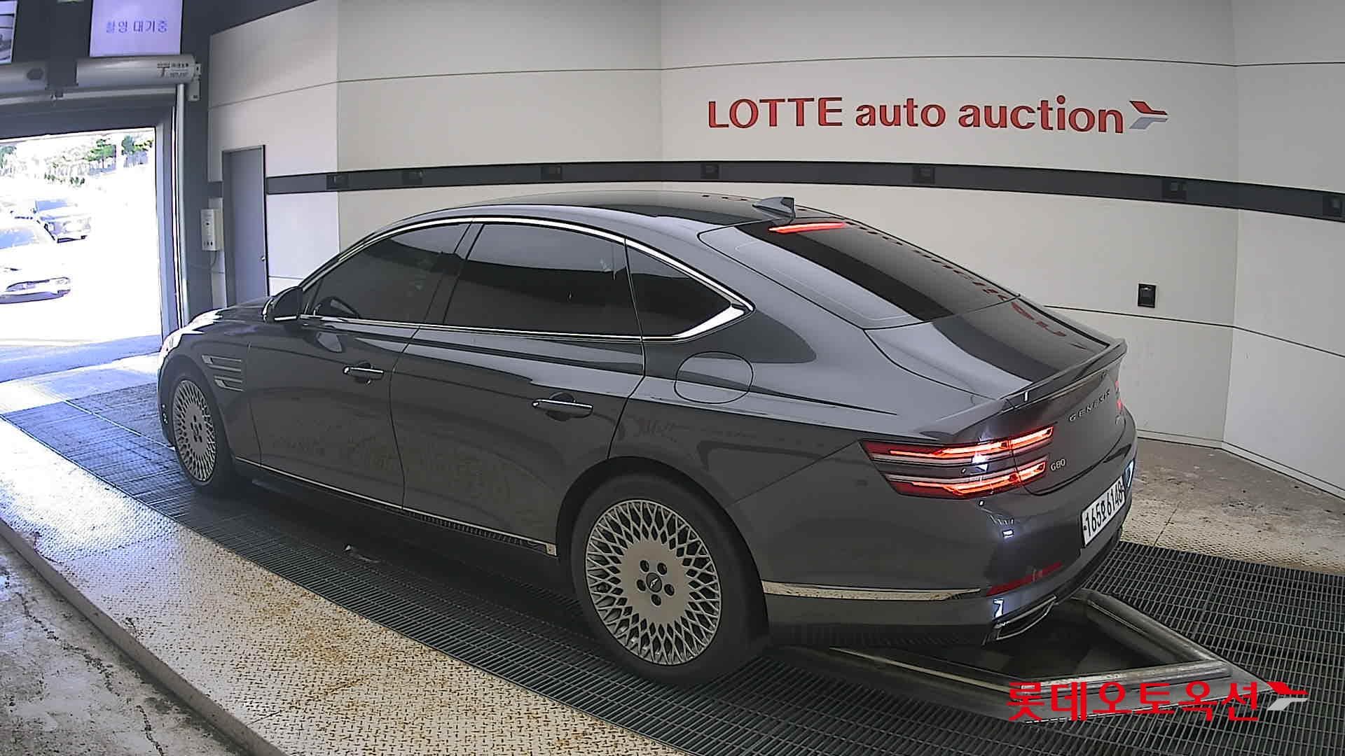 Genesis - G80 | THE ALL NEW GENESIS (G) 2.5T 8