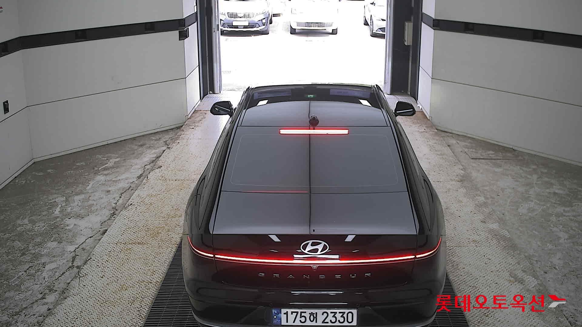 هيونداي - جرانديور (أزيرا) | GN7 (H)1.6T Premium 2WD AT 11